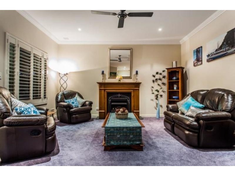 82 Egham Road, Lathlain WA 6100
