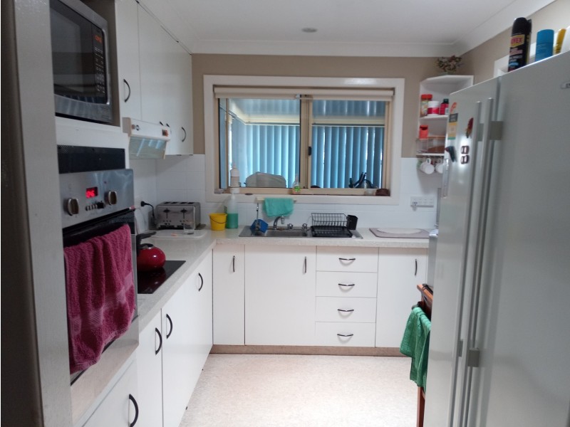 4 Aruma Drive, Oakey QLD 4401