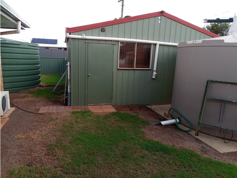 4 Aruma Drive, Oakey QLD 4401