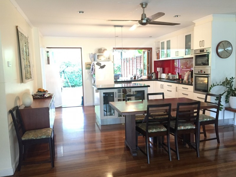 3 Down St, Freshwater QLD 4870