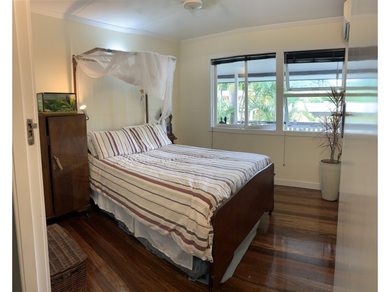 3 Down St, Freshwater QLD 4870