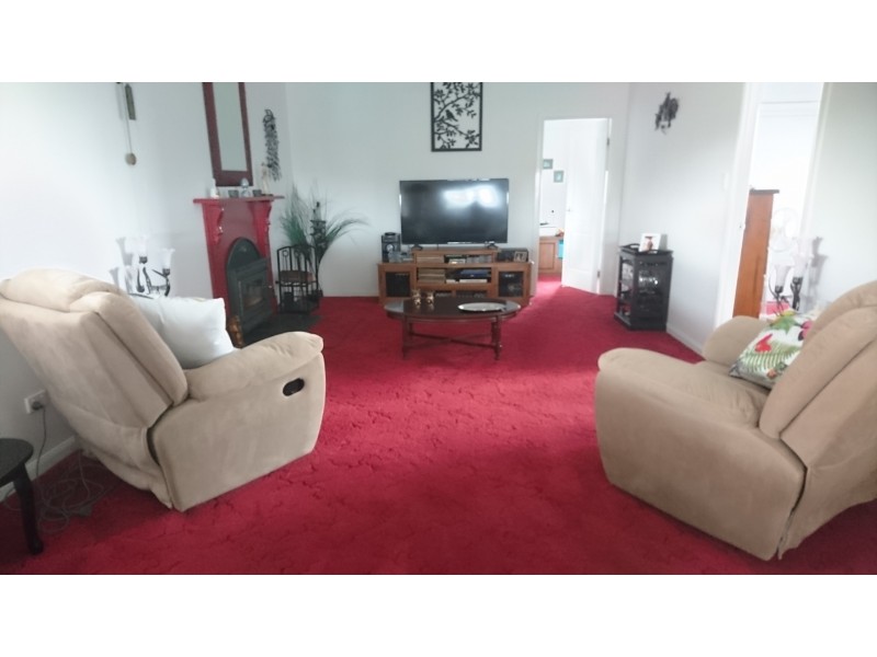 14 Curr Rd, Stanthorpe QLD 4380