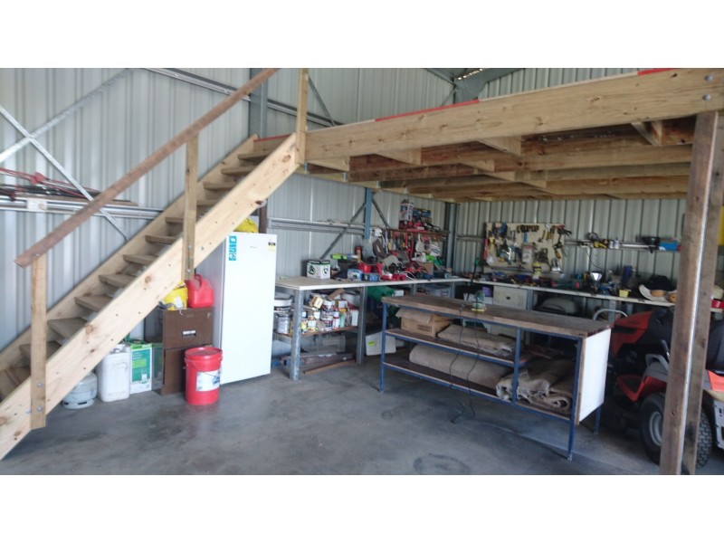 14 Curr Rd, Stanthorpe QLD 4380