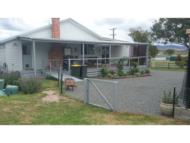 14 Curr Rd, Stanthorpe QLD 4380
