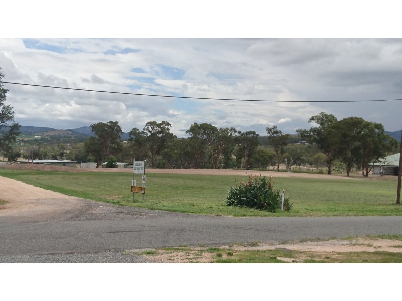14 Curr Rd, Stanthorpe QLD 4380