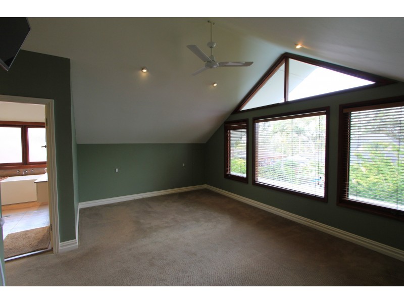 16 Glassop Street, Caringbah NSW 2229