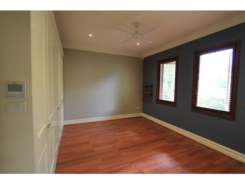 16 Glassop Street, Caringbah NSW 2229