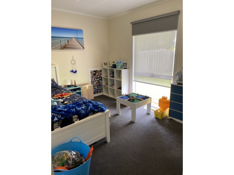 16 Armstrong Road, Mccrae VIC 3938