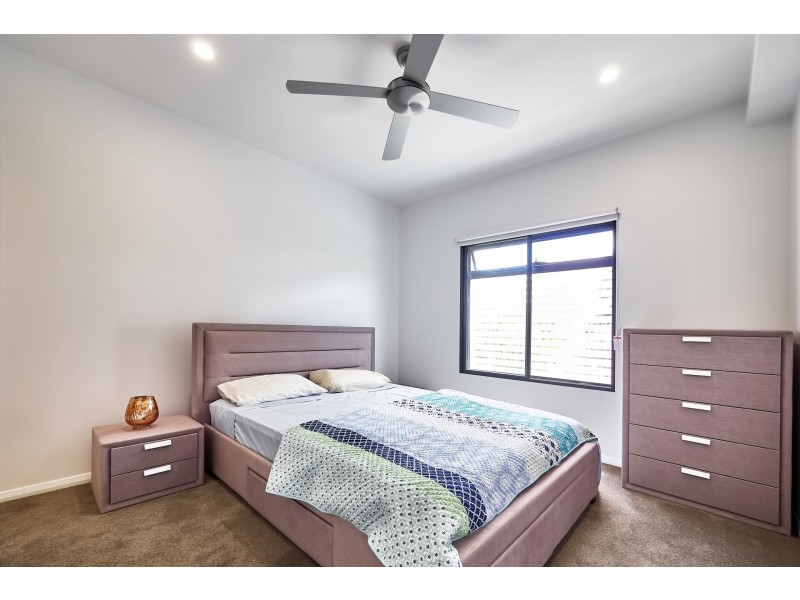 1 Livingstone St, Yeerongpilly QLD 4105