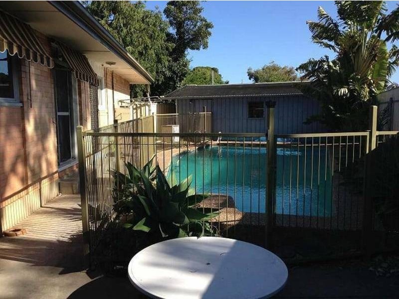 9 Overbury Ddrive, Clarence Park SA 5034