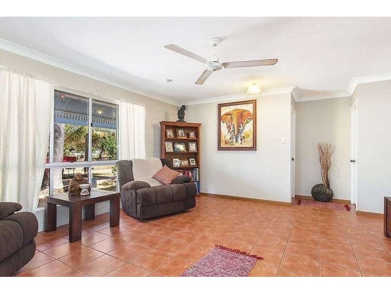 15 Flagstone Ave, Rangewood QLD 4817