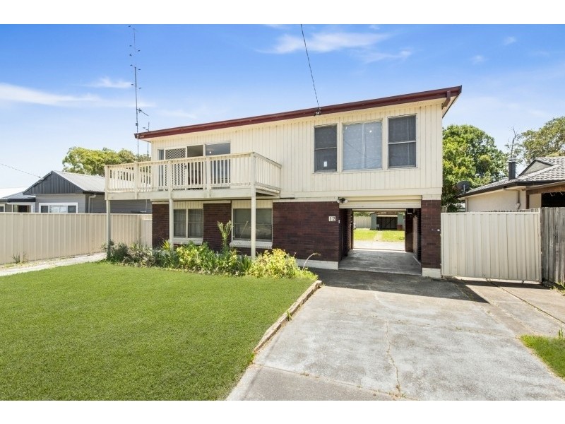 12 Third Avenue, Toukley NSW 2263