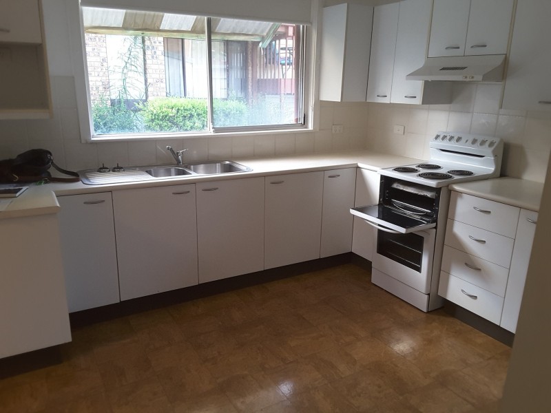 7 Suncrest Parade, Gorokan NSW 2263