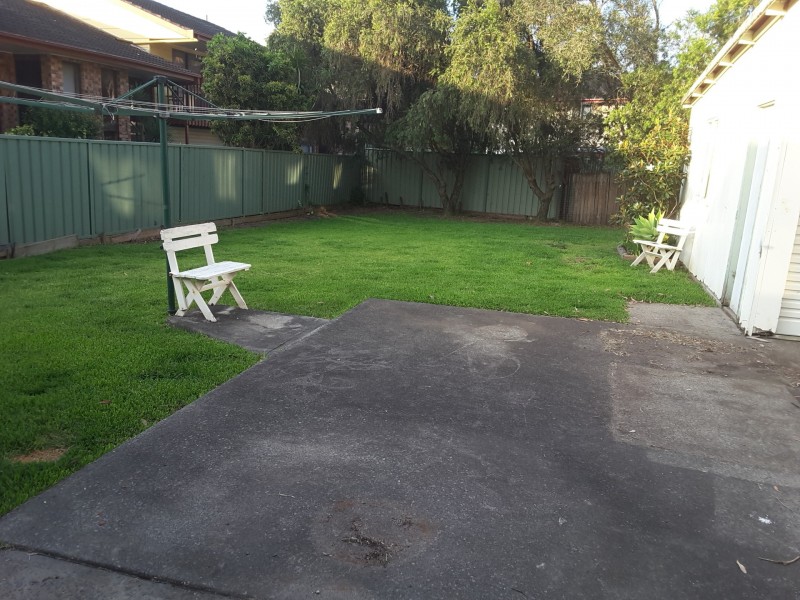 7 Suncrest Parade, Gorokan NSW 2263