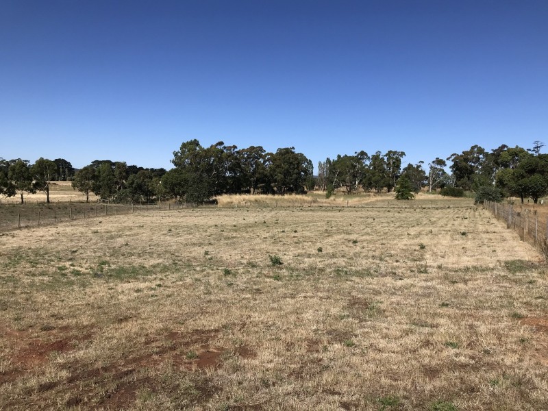 33 Pearl Court, Kyneton VIC 3444