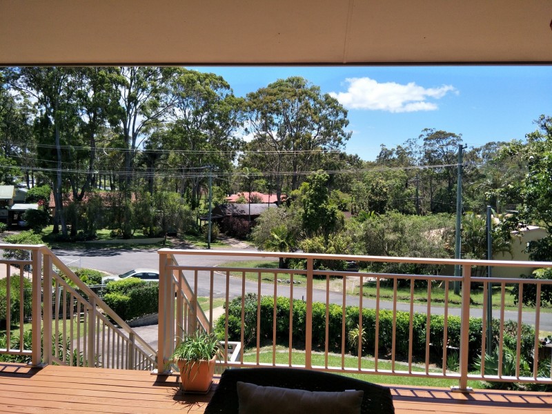 4 Lake View Ave, Safety Beach NSW 2456