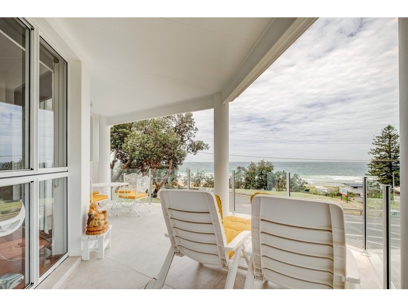 682 Lawrence Hargrave Drive, Coledale NSW 2515