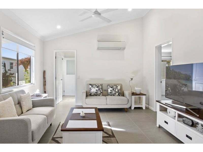 365/25 Mulloway Road, Chain Valley Bay NSW 2259