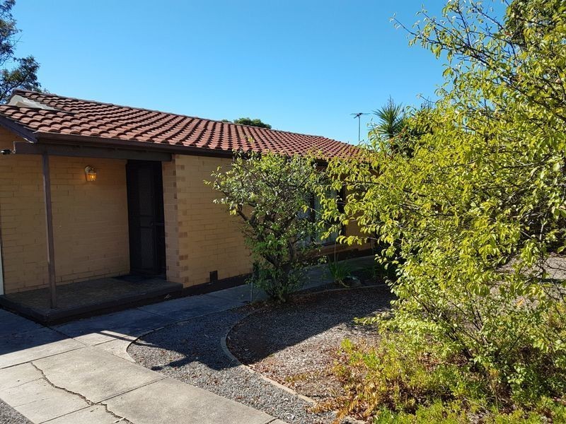24 Diana Crescent, Morphett Vale SA 5162