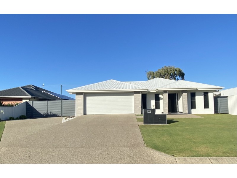 32 Masthead Drive, Bargara QLD 4670
