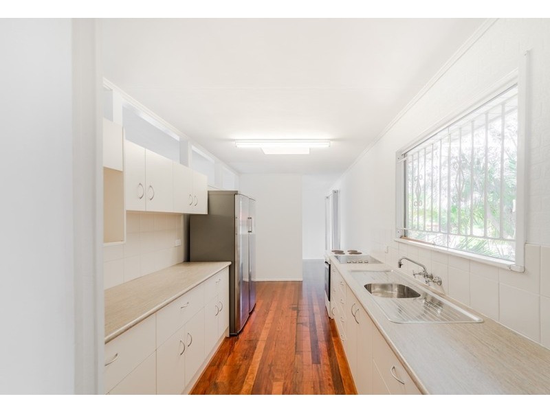 27 Kordick Street, Carina Heights QLD 4152