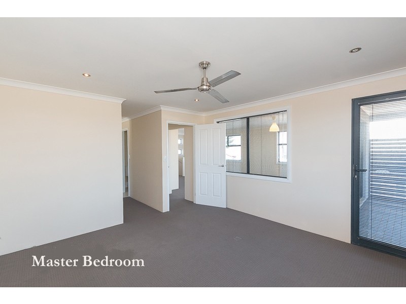 13 Bremen Lane, Port Kennedy WA 6172