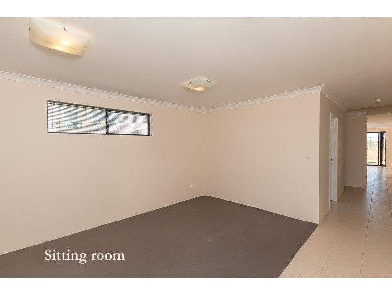 13 Bremen Lane, Port Kennedy WA 6172