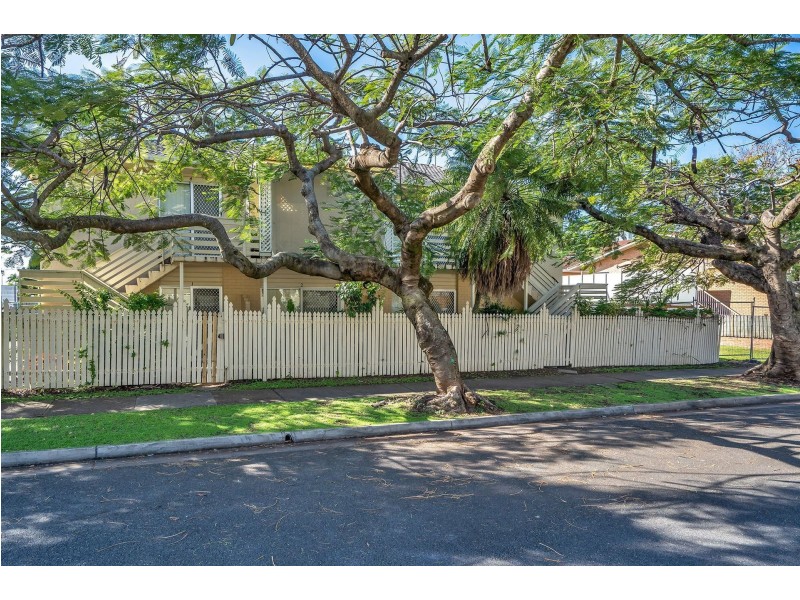 2/44 North Street, Southport QLD 4215