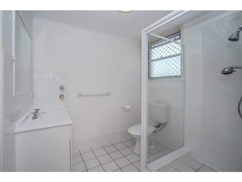 2/44 North Street, Southport QLD 4215