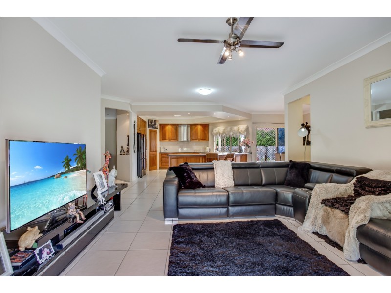 83 River Oak Way, Narangba QLD 4504