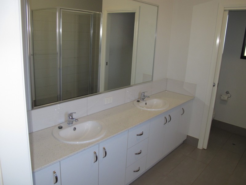 10 Searaven Crescent, Exmouth WA 6707