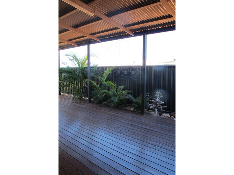 10 Searaven Crescent, Exmouth WA 6707