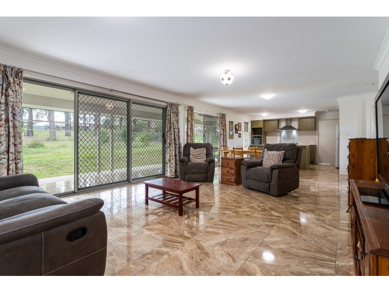 3912-3918 Mount Lindesay Highway, Park Ridge QLD 4125