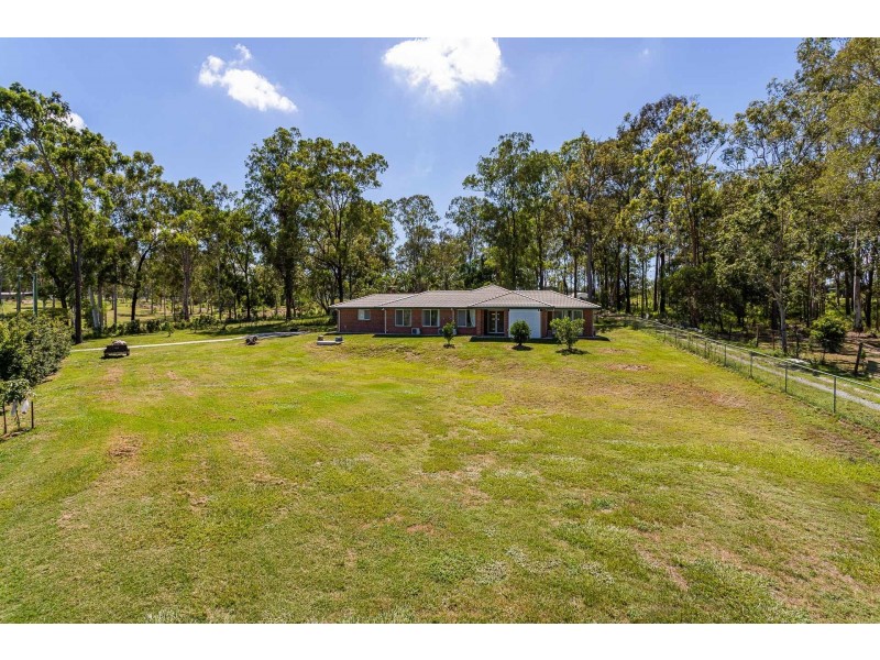 3912-3918 Mount Lindesay Highway, Park Ridge QLD 4125