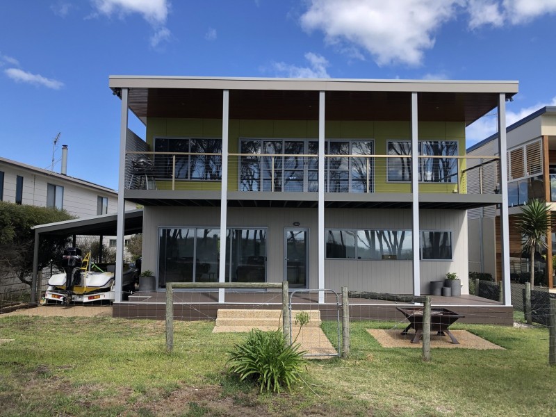 14 LE GRAND COURT, Loch Sport VIC 3851