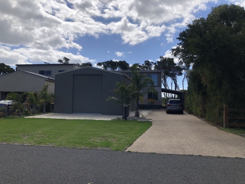 14 LE GRAND COURT, Loch Sport VIC 3851