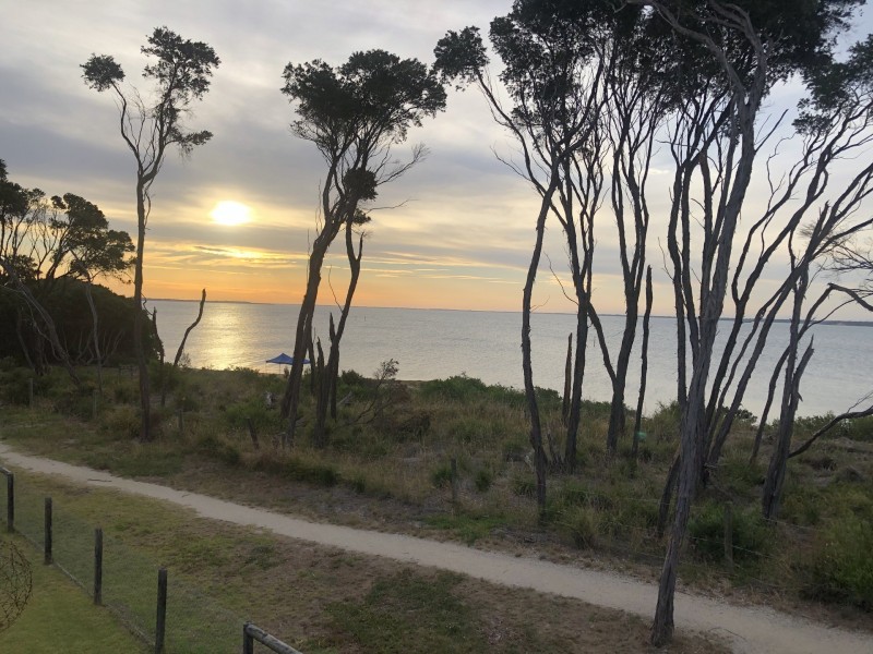 14 LE GRAND COURT, Loch Sport VIC 3851