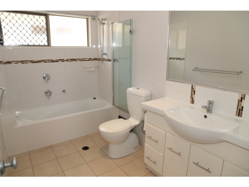 843 Lytton Rd, Murarrie QLD 4172