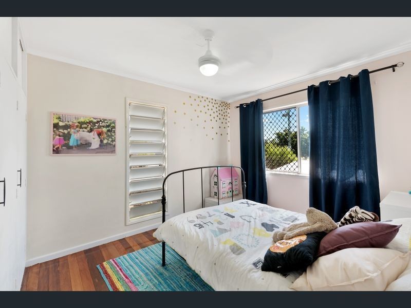 1 Fox Street, Strathpine QLD 4500