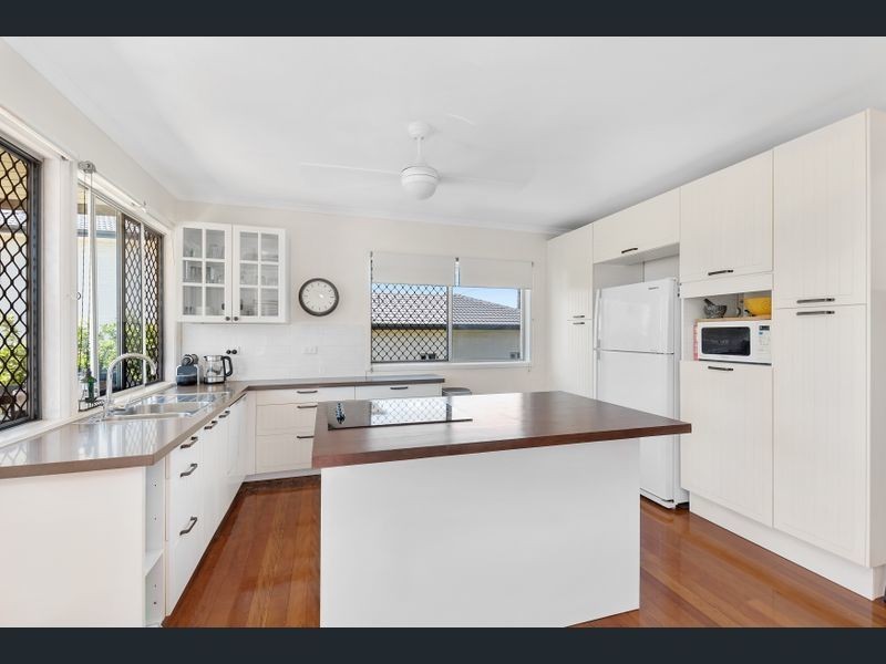 1 Fox Street, Strathpine QLD 4500