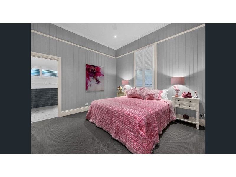 52 Lytton Road, Bulimba QLD 4171