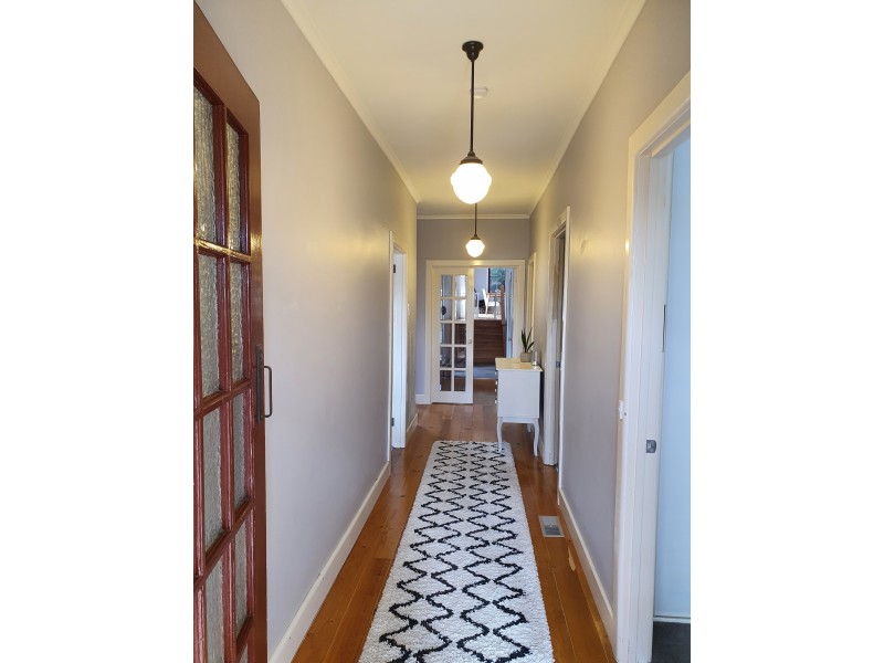 27 Gordon Street, Korumburra VIC 3950