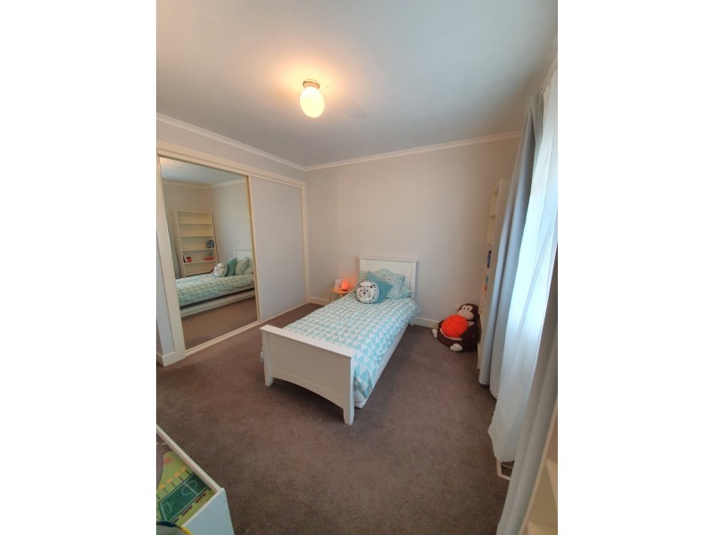 27 Gordon Street, Korumburra VIC 3950