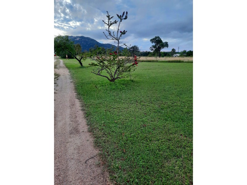 253 EAST EURI RD, Bowen QLD 4805