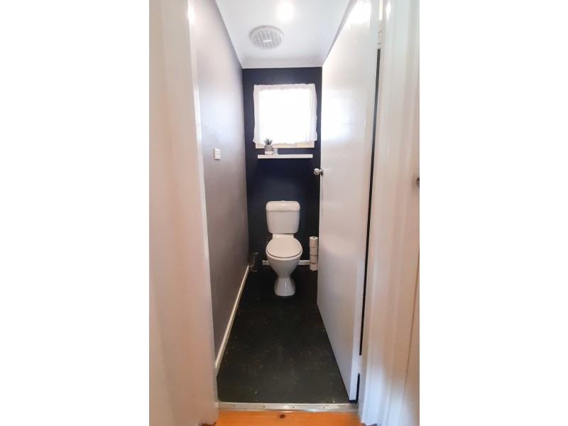 11 MARLYN AVENUE, East Lismore NSW 2480