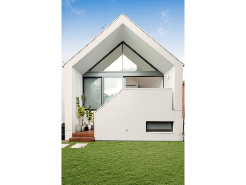 16 Ocean Street, Clovelly NSW 2031