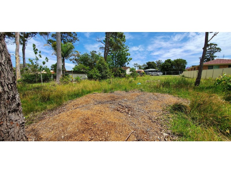14 Edmund Street, Sanctuary Point NSW 2540