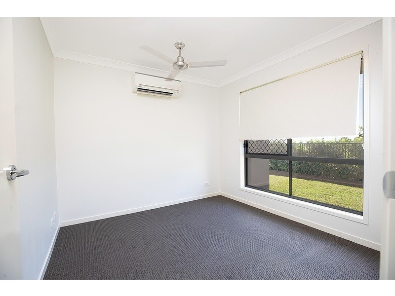 2 Dickson Court, Rural View QLD 4740