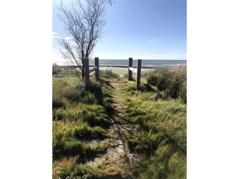 168 The Esplanade, Indented Head VIC 3223