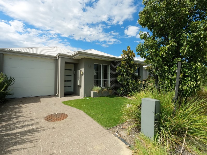 250 Egerton drive, Aveley WA 6069